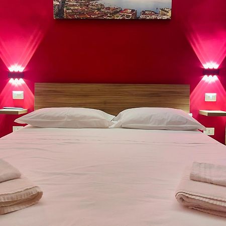 Domus Pisanelli Hotel Napoli Ngoại thất bức ảnh