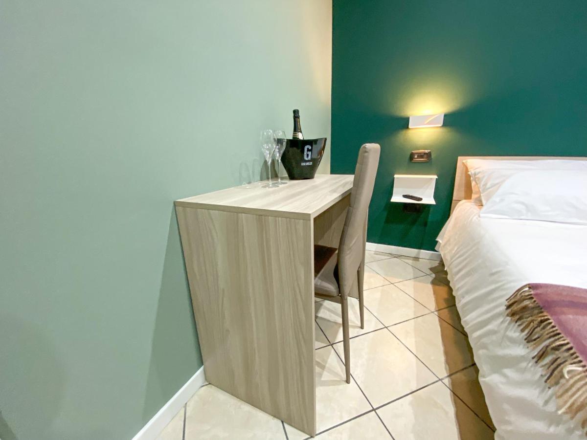 Domus Pisanelli Hotel Napoli Ngoại thất bức ảnh