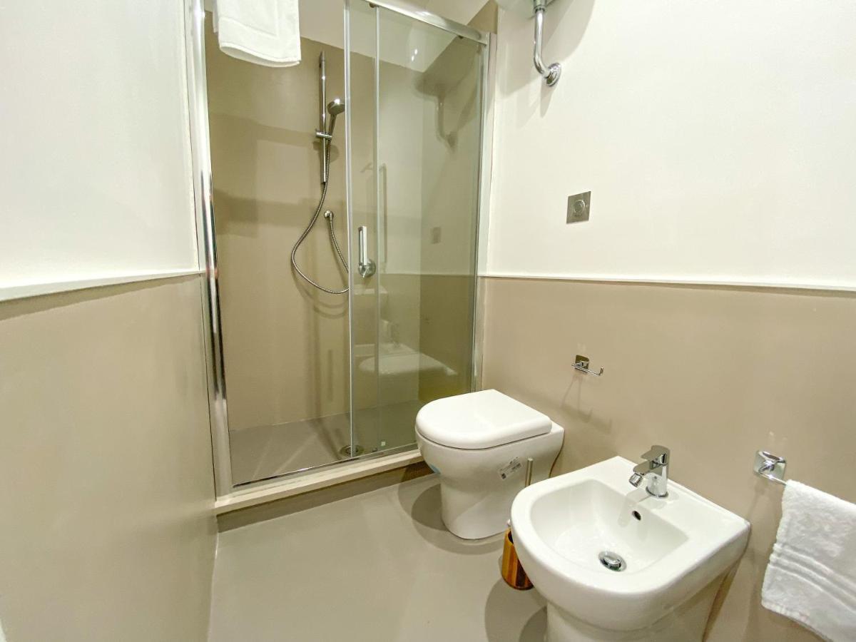 Domus Pisanelli Hotel Napoli Ngoại thất bức ảnh