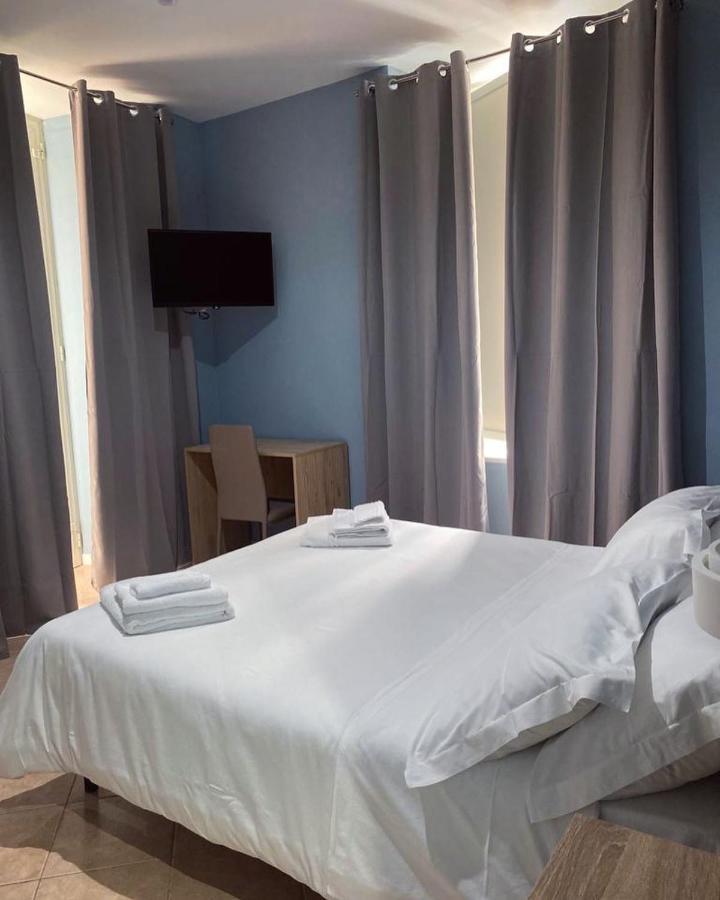 Domus Pisanelli Hotel Napoli Ngoại thất bức ảnh