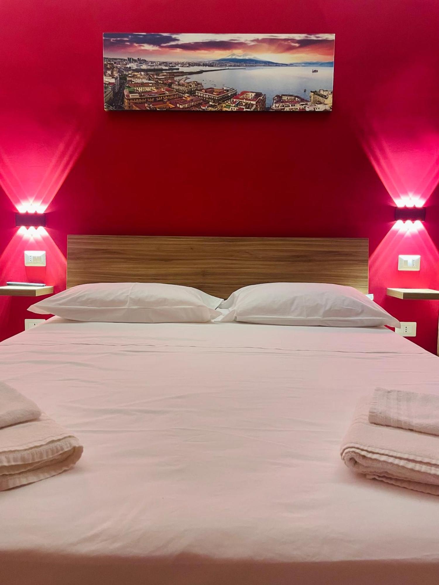 Domus Pisanelli Hotel Napoli Ngoại thất bức ảnh