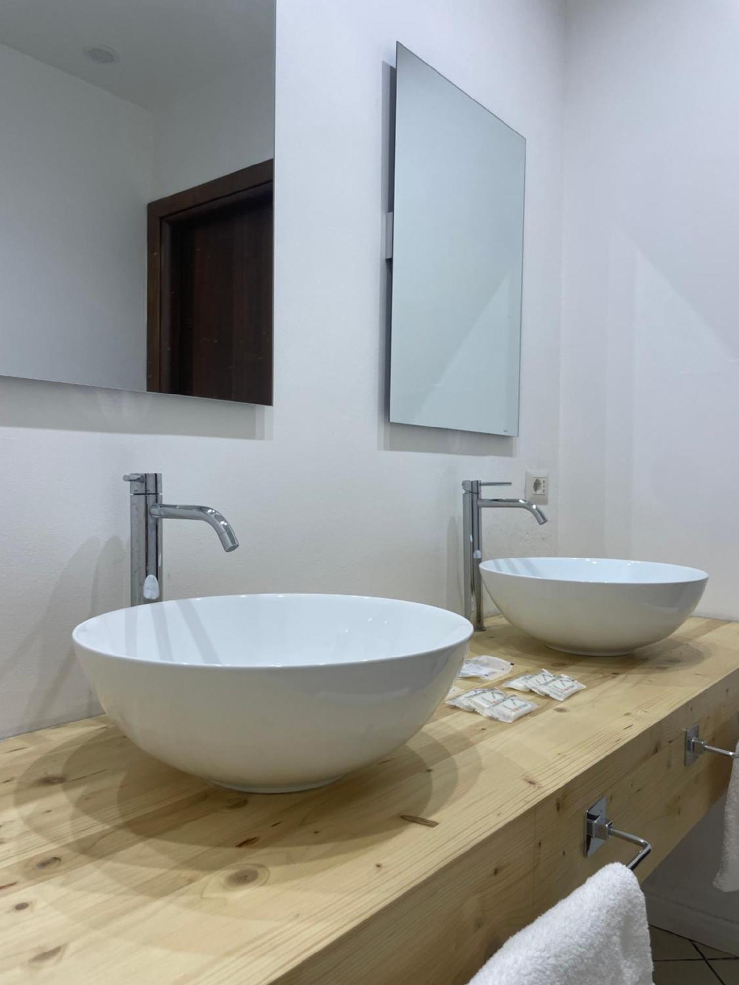 Domus Pisanelli Hotel Napoli Ngoại thất bức ảnh